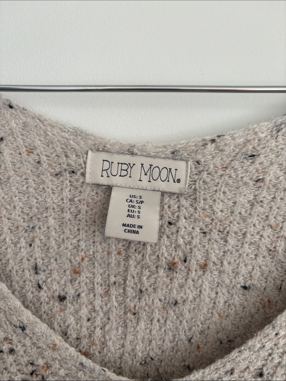 Ruby Moon|Sweater - Picture 2 of 2